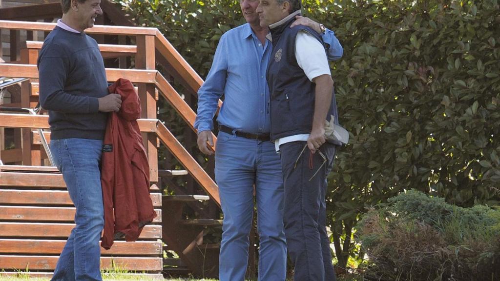 Cayetano Martínez de Irujo y Francisco Camps.