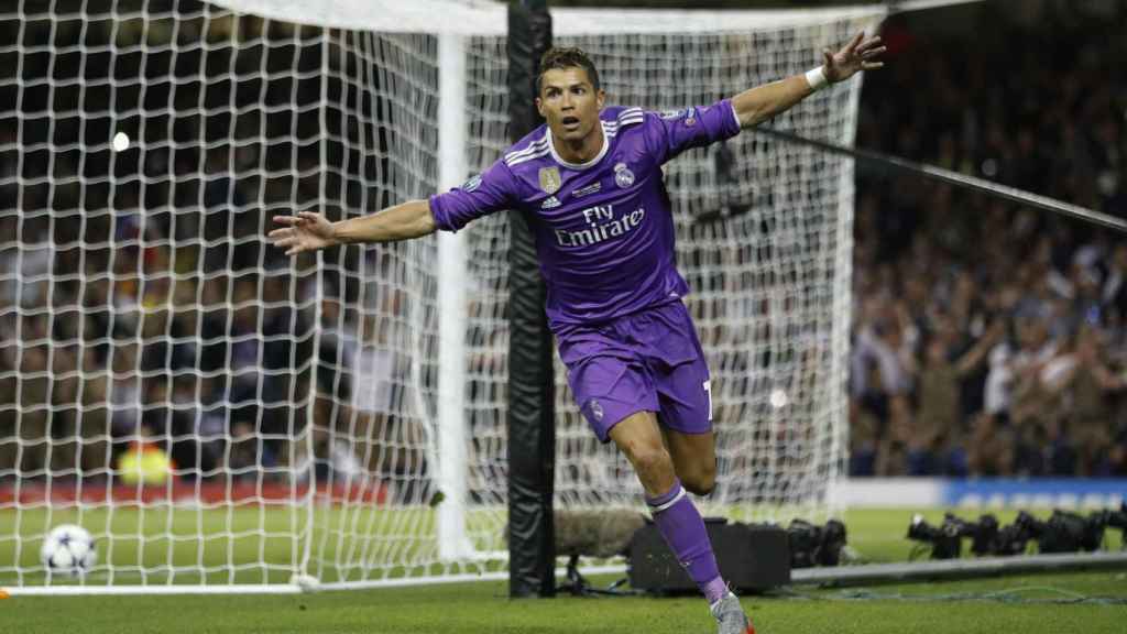 Cristiano celebra el tercer gol del Madrid.