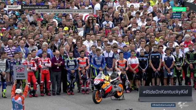 69 segundos de silencio en honor a Nicky Hayden en el GP de Italia de Mugello de MotoGP.