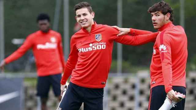 Lucas y Theo Hernández, en un entrenamiento cuando ambos estaban en el Atlético.