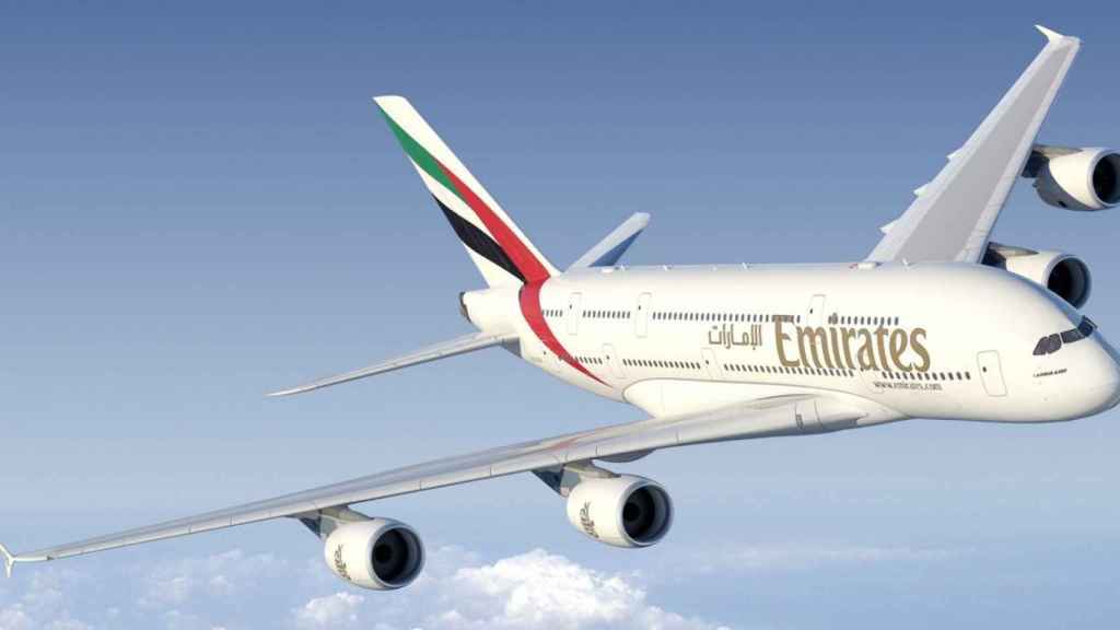como confirmar o modificar tu vuelo o check-in con Emirates de forma online a través de su página web