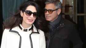 George Clooney y su mujer, papás recientes