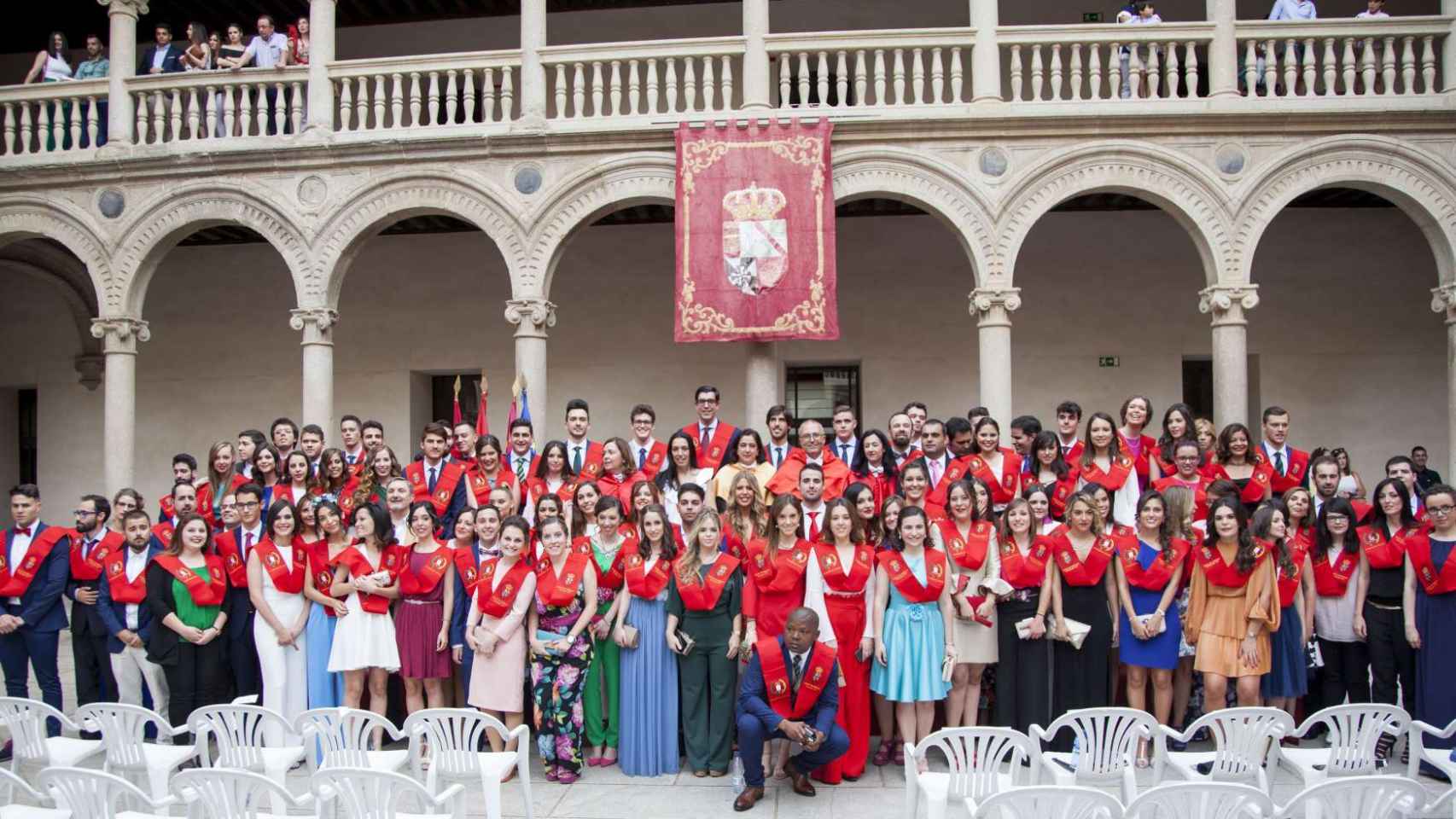 Brillante ceremonia de graduación de 91 alumnos de Derecho en Toledo 1
