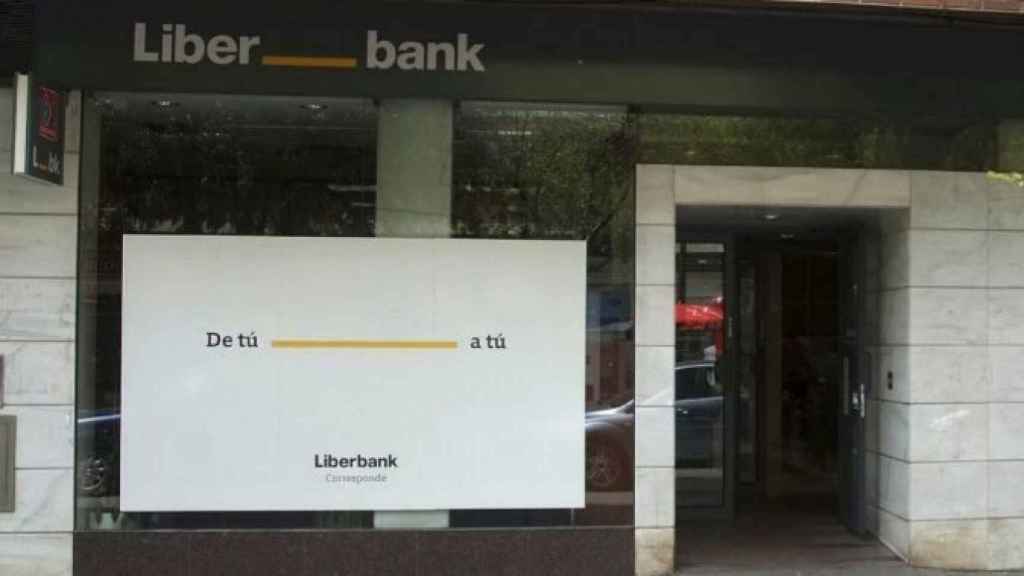 Liberbank, el séptimo banco de España, se desploma en bolsa.