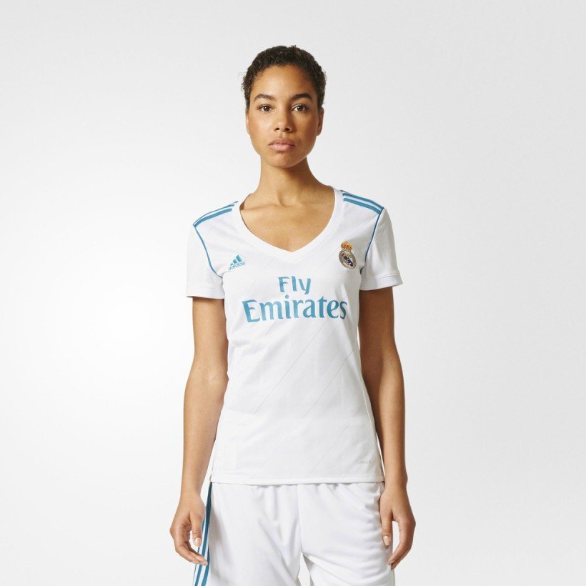 Final Reprimir Invitación La versión para mujeres de la nueva camiseta del Real Madrid causa furor