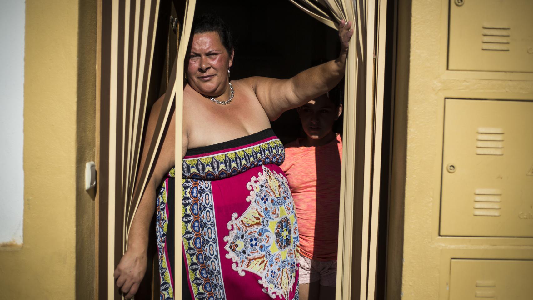 Laura vive junto a sus dos hijos en una casa que ocuparon hace ahora tres años.