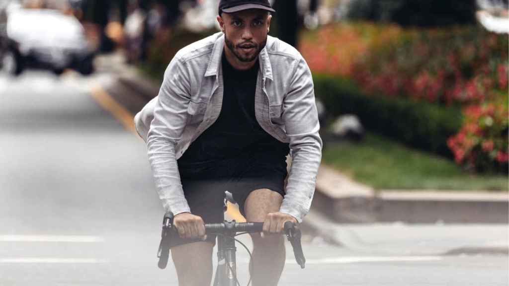 Levi's Commuter es la nueva colección de la marca para los ciclistas de ciudad. | Foto: Levi's.