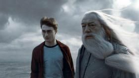 Harry Potter y Dumbledore.