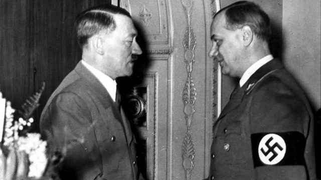 Hitler y Rosenberg.