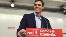 Pedro Sánchez, este martes en Ferraz, donde ofreció su primera rueda de prensa tras ser reelegido.