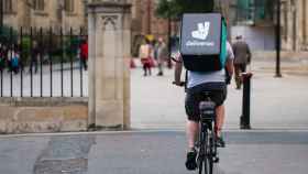 Deliveroo Delivery Cyclist
