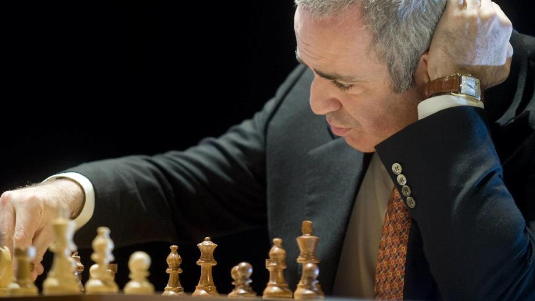 Quién gano más Karpov o Kasparov?