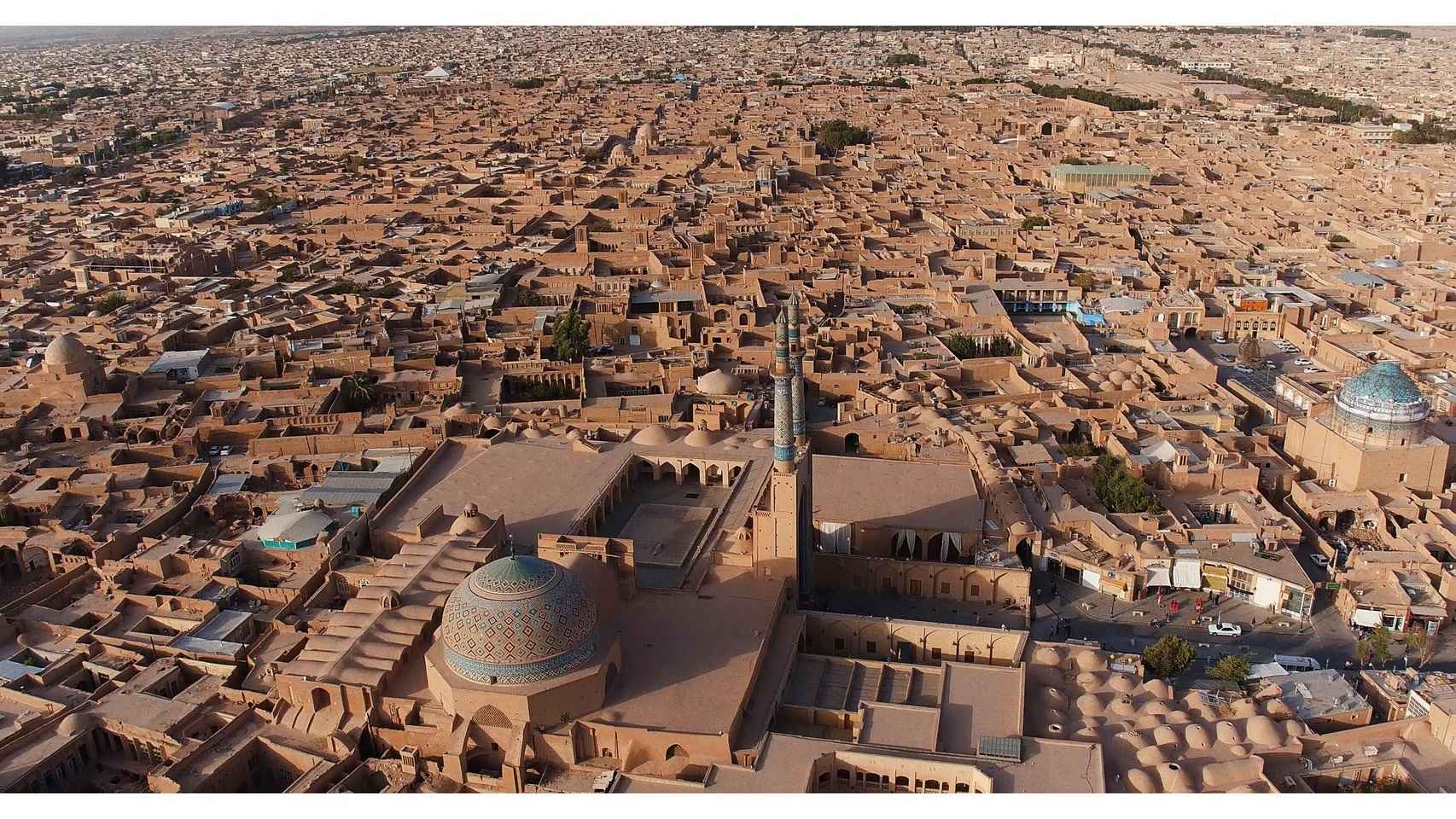 Ciudad histórica de Yazd en Irán. Se le conoce como la ciudad de tierra en medio del desierto.