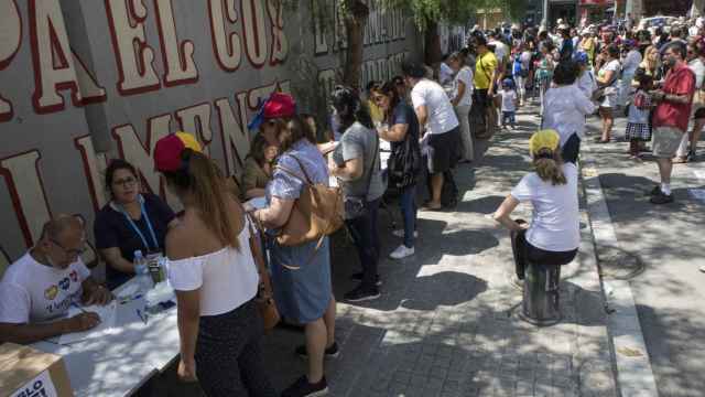 Colau se niega a ceder un local para la consulta de la oposición venezolana