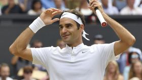 Roger Federer , en su triunfo en Wimbledom este domingo.