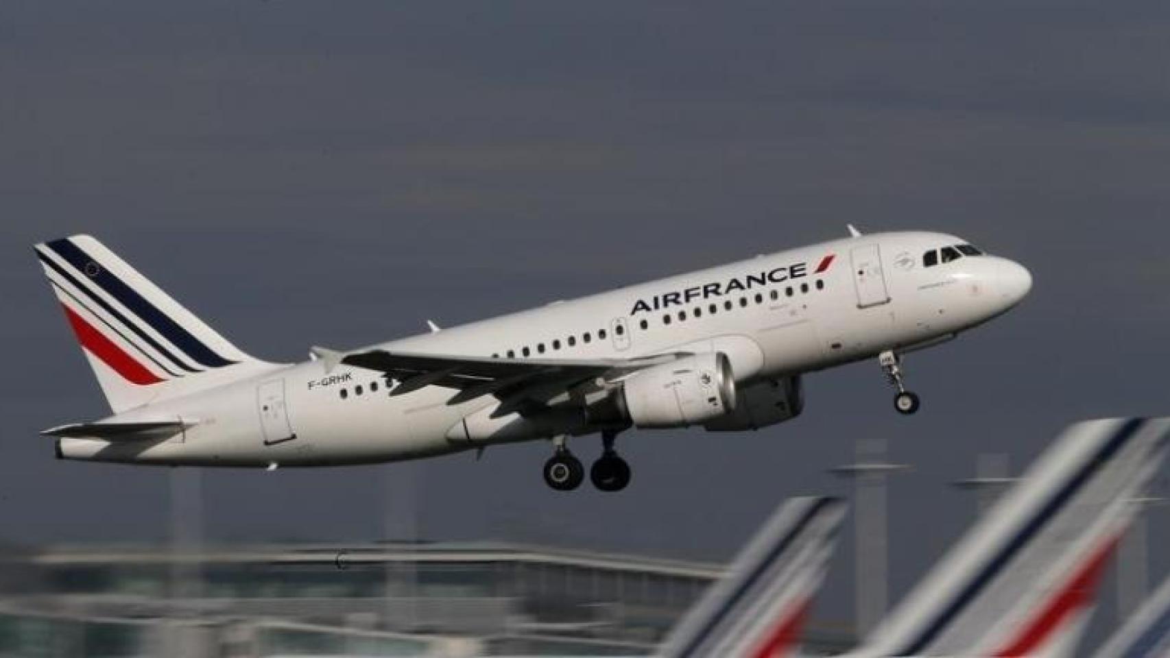 La huelga del personal de la aerolínea gala deja tocado al grupo Air France-KLM.