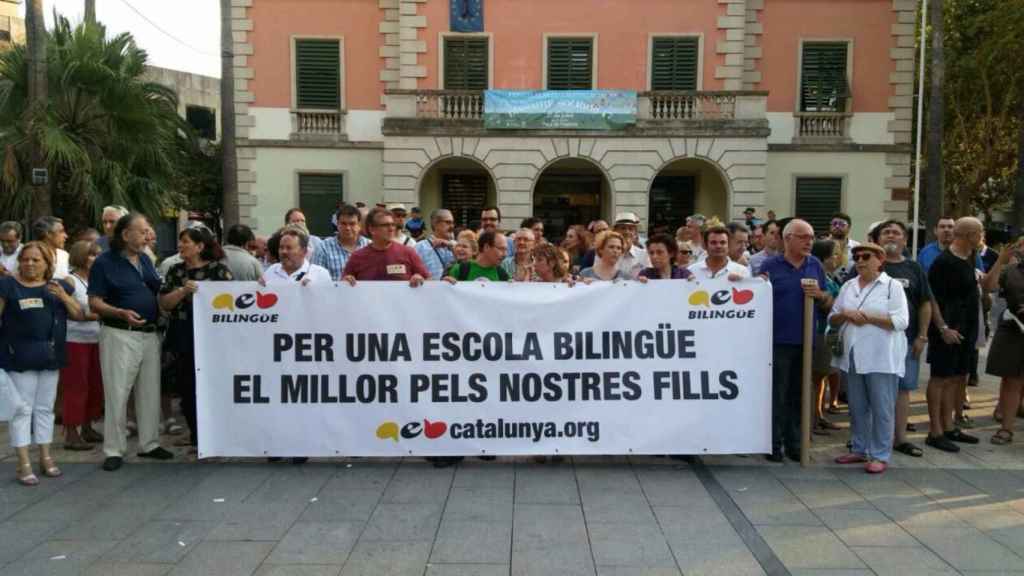 Imagen de la manifestación de la Asamblea por una Escuela Bilingüe.