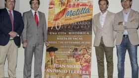 Juan Mora y Antonio Ferrera durante la presentación del gran mano a mano