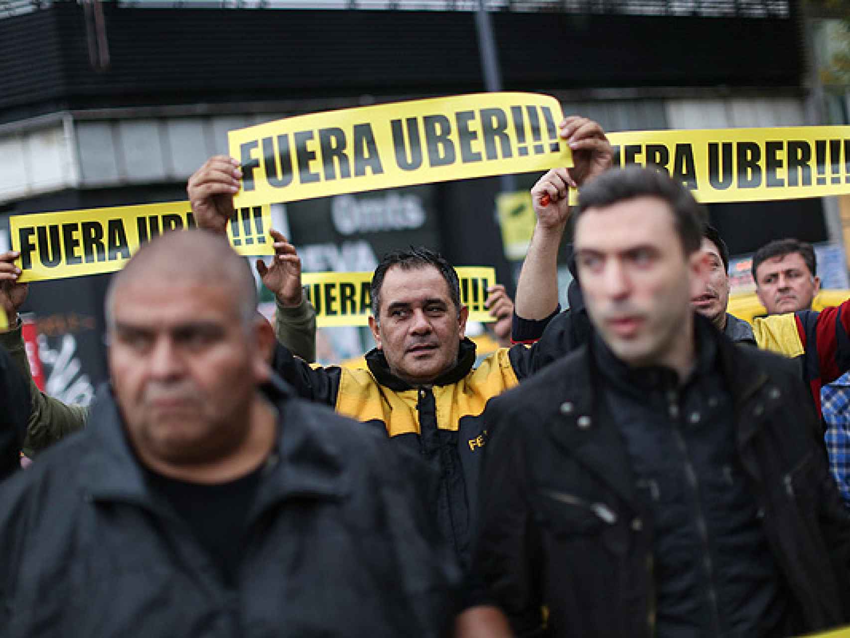 Las movilizaciones de taxistas en contra de Uber han sido numerosas en los últimos años.
