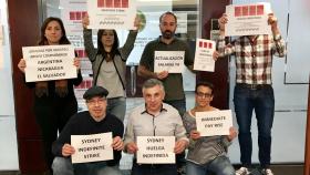 Los trabajadores del consulado de España en Sidney, durante una de sus protestas.