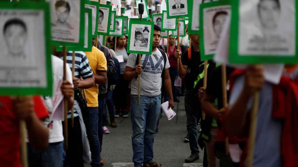 Manifestación en recuerdo de los desaparecidos de Iguala