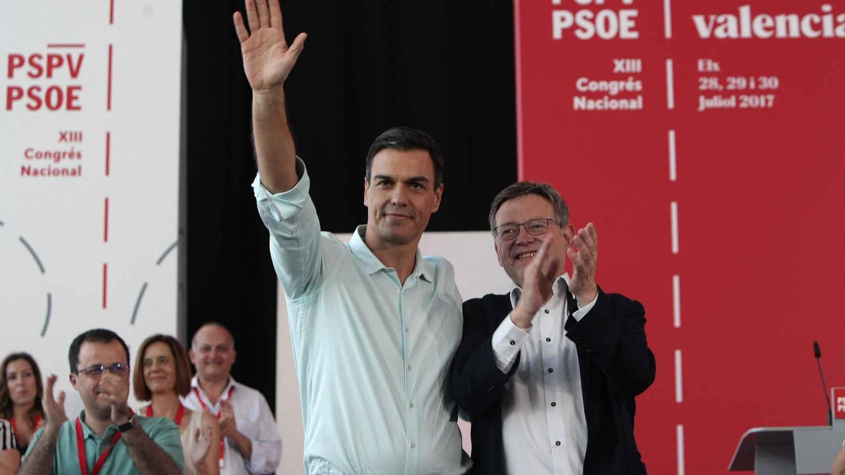 Pedro Sánchez junto con Ximo Puig a su llegada al 13º Congreso Nacional del PSPV