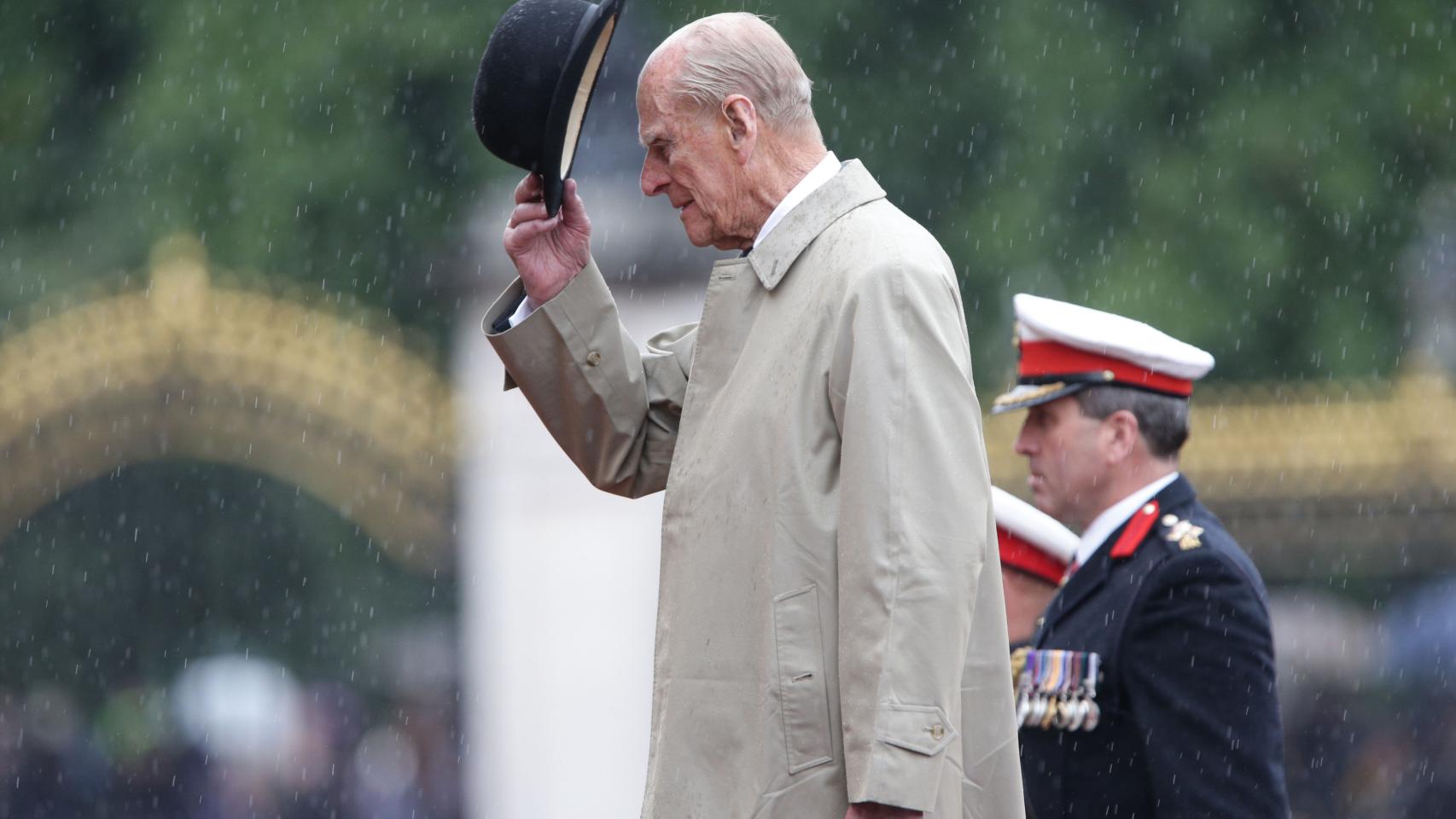 Felipe de Edimburgo, este miércoles bajo la lluvia.