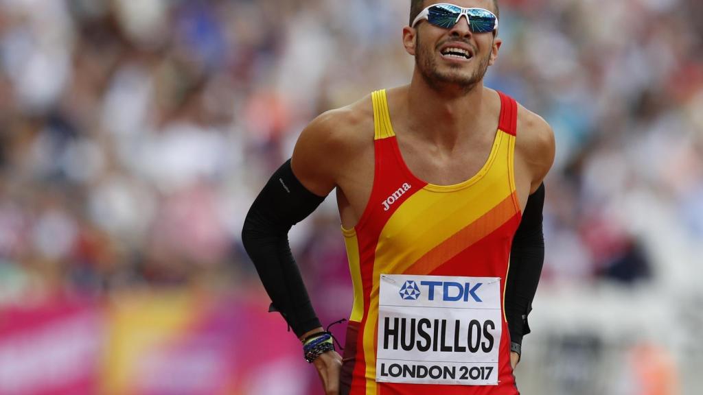 Óscar Husillos avanzó a semifinales de los 400 tras firmar su mejor marca personal (45.22s).
