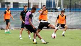 Varane, Casemiro, Vallejo, Nacho y Benzema en el entrenamiento