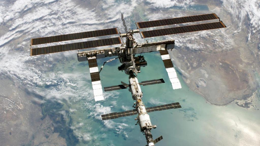 ISS.