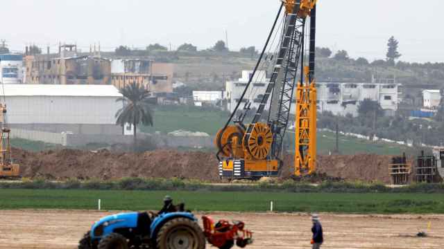 Obras de construcción en la frontera con la franja de Gaza