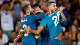 Los madridistas celebrando su triunfo en el Camp Nou
