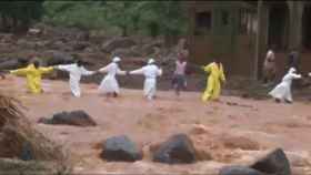 Al menos 400 muertos y centenares de desaparecidos por las inundaciones en Sierra Leona