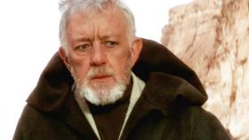 Alec Guinness, el mítico Obi Wan del filme original.