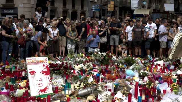Homenaje en Las Ramblas a las víctimas de los atentados.