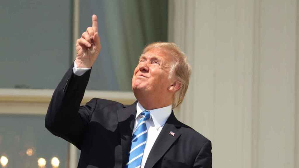 Trump eclipsa el eclipse