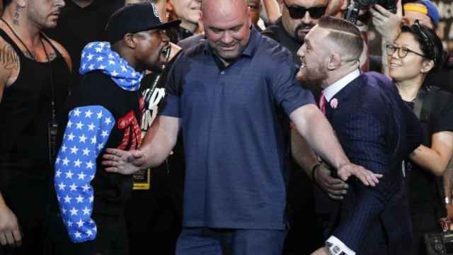 Mayweather y McGregor, durante la presentación de la pelea.