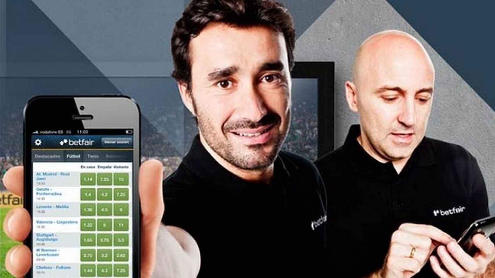 Los periodistas deportivos Juanma Castaño y Julio Maldonado en un anuncio de Betfair.