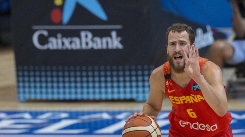 Sergio Rodríguez en un partido con España.