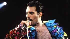 Freddie Mercury, durante un concierto.