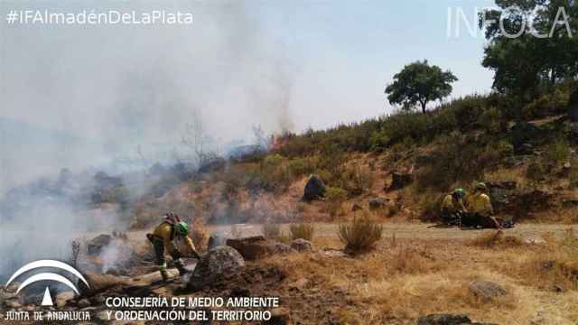 Extinguido el fuego declarado en Almadén de la Plata