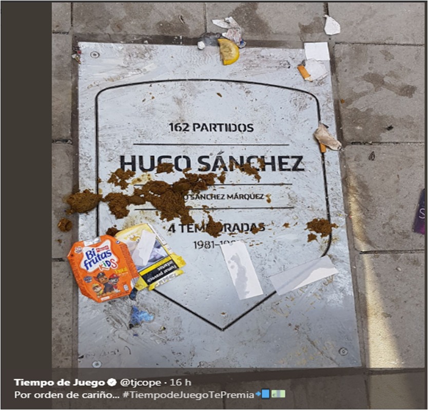 Placa de Hugo Sánchez