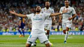 Benzema celebrando el gol