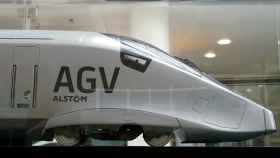 Foto de archivo de una maqueta de un tren de alta velocidad de la empresa Alstom.
