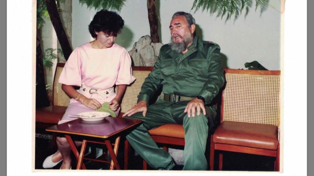 Fidel Castro recibió a los vecinos rebeldes de Cerro Belmonte que le pidieron asilo político