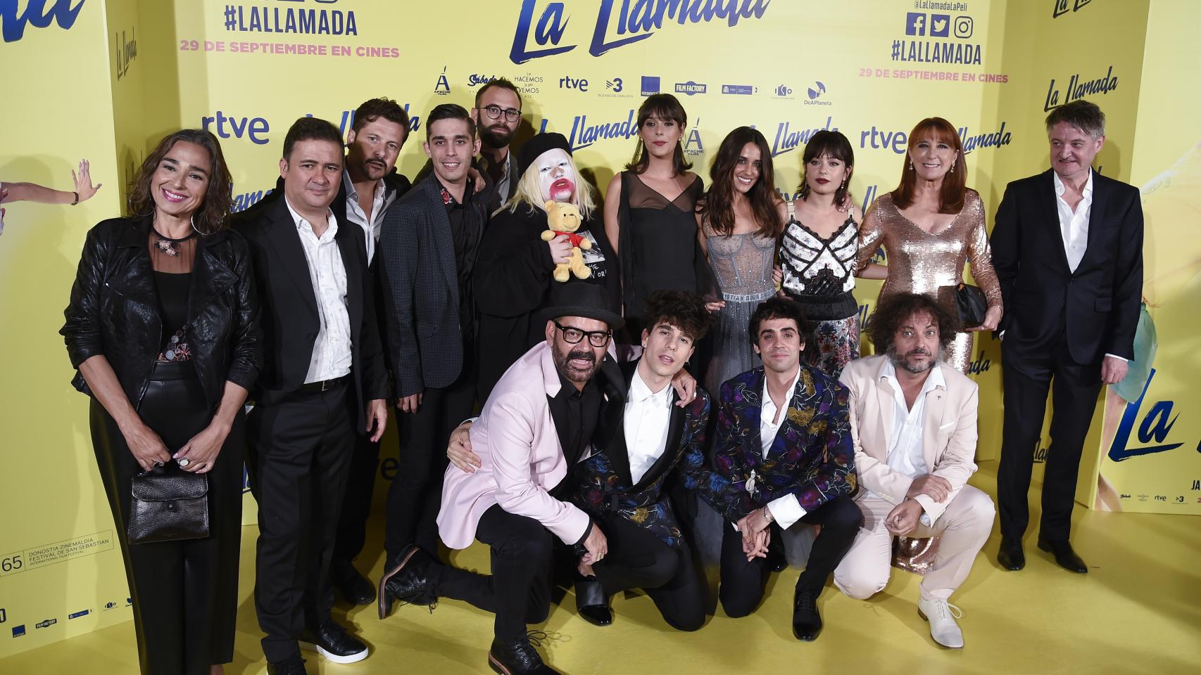 Los asistentes al estreno de la película 'La Llamada'