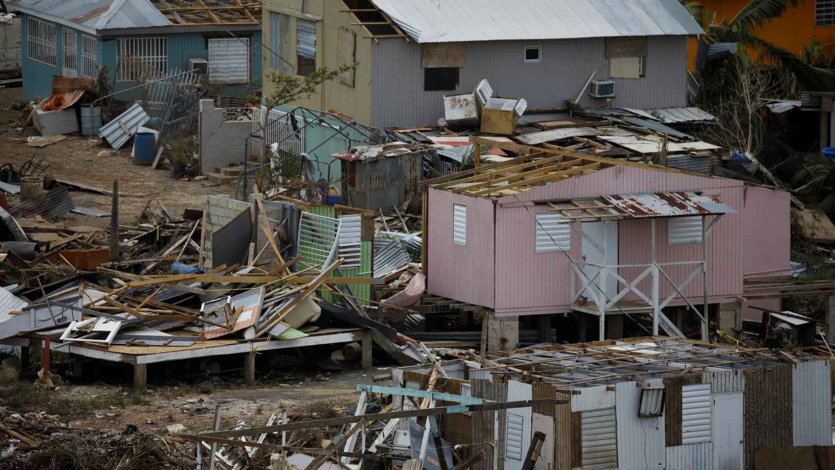 Casas destrozadas en la zona en la zona de Canovanas, Puerto Rico, tras el paso del huracán María.