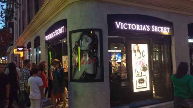 La fachada de la tienda de Victoria's Secret en la calle Fuencarral.