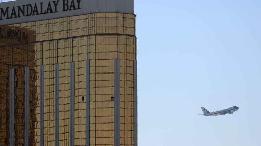 Justicia Novia Rancio El francotirador de Las Vegas disparó explosivos a un tanque de gasolina  próximo