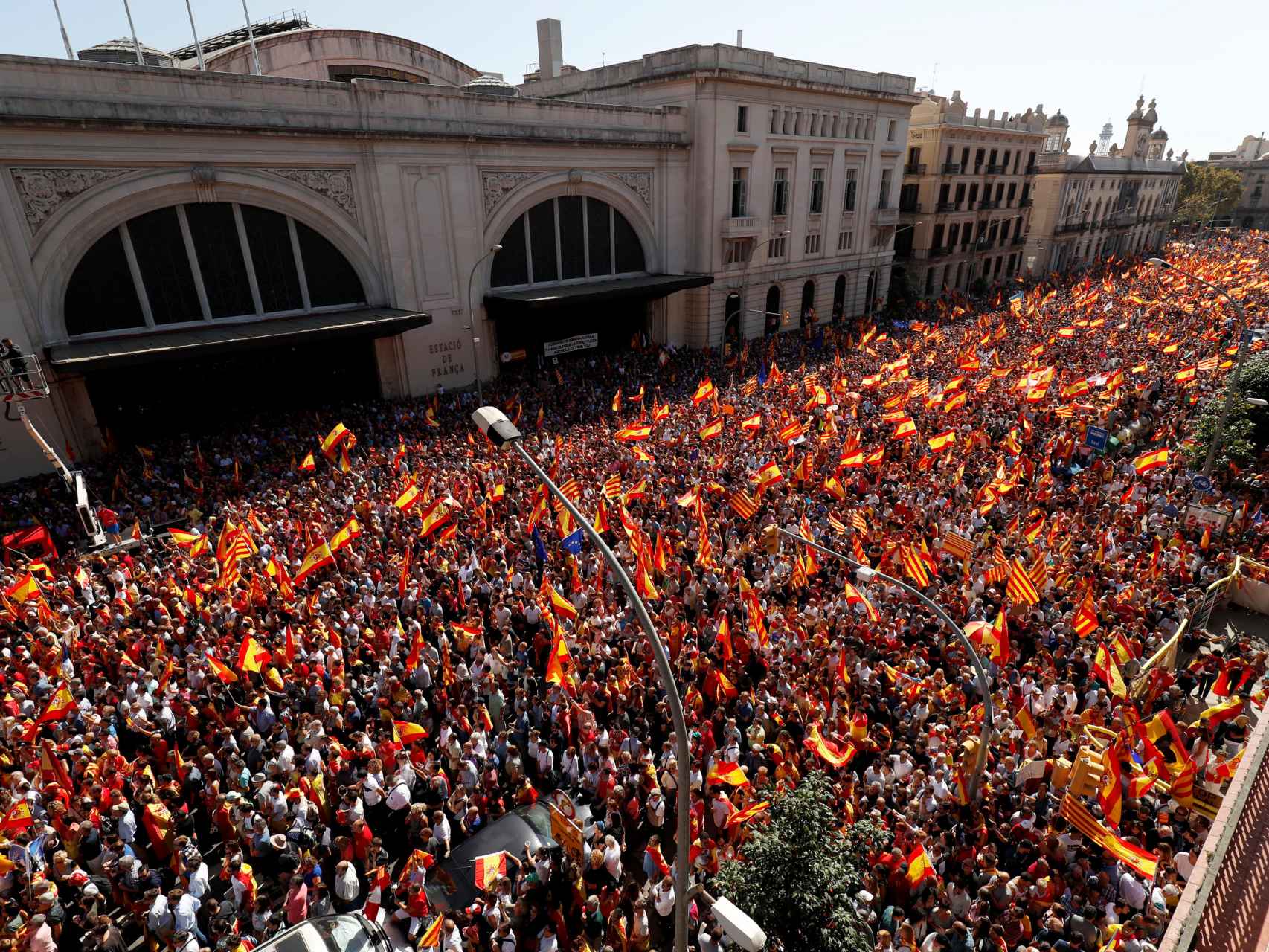 Imagen cenital de la manifestación del 8-O en Barcelona.
